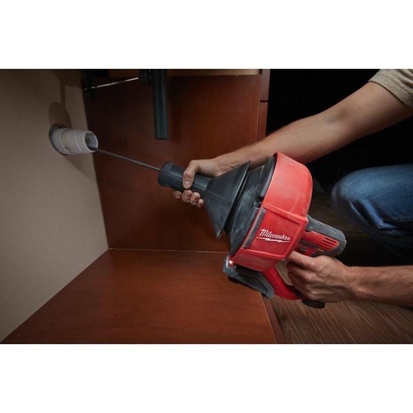Машина прочистна акумуляторна MILWAUKEE, M12 BDC6-0C, трос 6м, (каркас, відро) 4933451634 фото