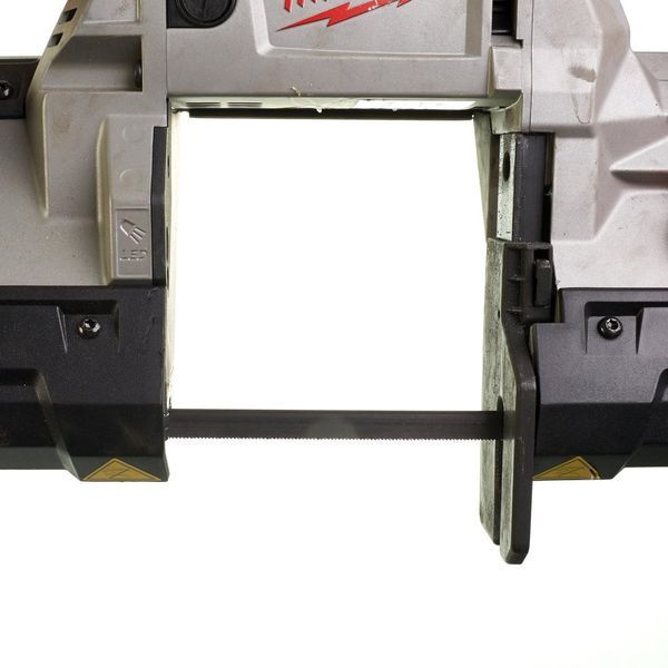 Пила стрічкова акумуляторна MILWAUKEE, M18 CBS125-502C (зарядний пристрій М12-18 FC, 2 акумулятори М18 В5 5Аг, кейс) 4933448195 фото