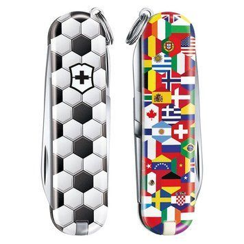 Складной нож Victorinox Classic LE "World Of Soccer" 5,8 см 0.6223.L2007 0.6223.L2007 фото