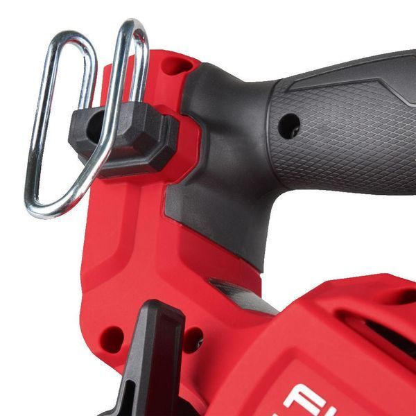 Пила дискова ручна акумуляторна MILWAUKEE, M18 FCS552-0, діаметр 165мм (каркас) 4933493587 фото