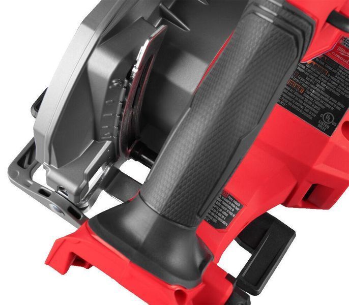 Пила дискова ручна акумуляторна MILWAUKEE, M18 FCS552-0, діаметр 165мм (каркас) 4933493587 фото