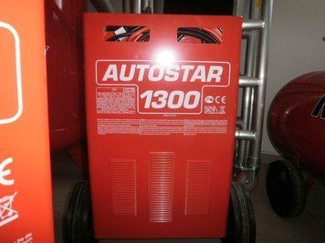 Профессиональное пуско-зарядное устройство HELVI AUTOSTAR 1300 99010049 фото
