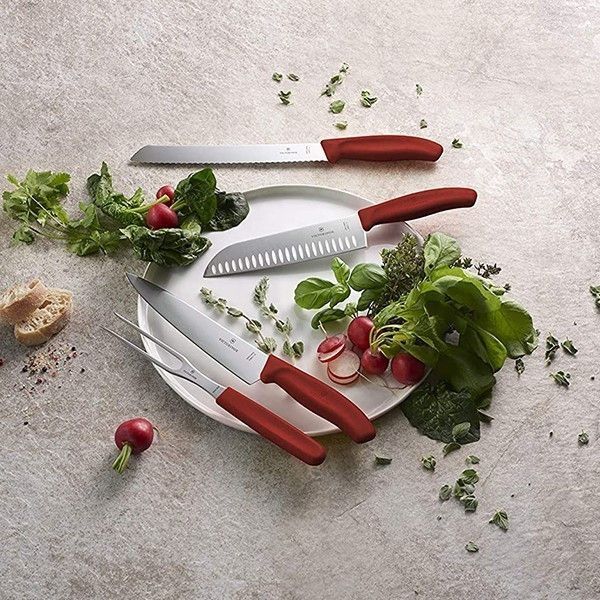 Кухонний ніж Victorinox Swiss Classic Carving 19 см 6.8001.19B 6.8001.19B фото