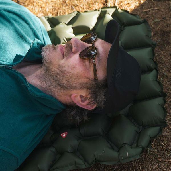 Килимок надувний Highlander Nap-Pak Inflatable Sleeping Mat PrimaLoft 5 cm Olive (AIR072-OG) 930481 фото