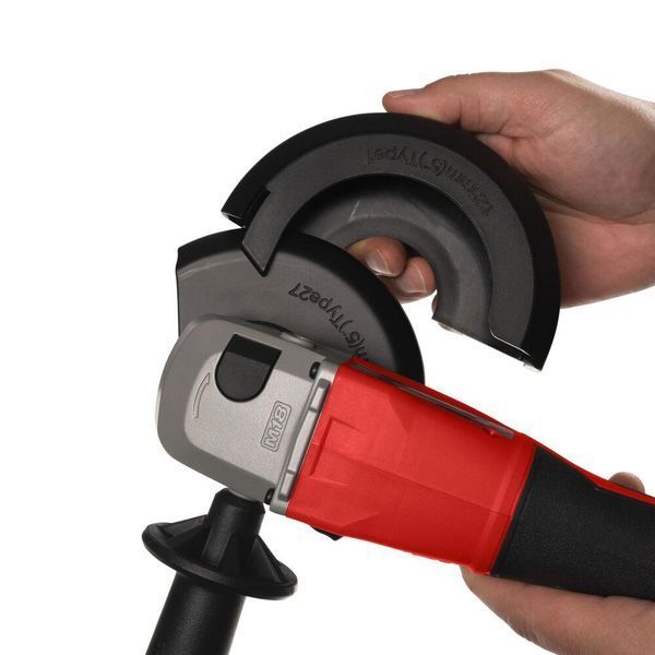 Шліфмашина кутова акумуляторна безщіткова MILWAUKEE, M18 BLSAG125X-402X, 800Вт, діаметр 125мм (зарядний.пристрій М12-18 С, 2 аку 4933492644 фото