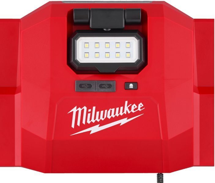 Зарядний пристрій MILWAUKEE, M12-18 GBC4 (4хМ18, 2хМ12, ліхтар) 4933493863 фото