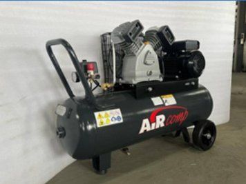 Поршневий компресор AirComp SB4/C-90.LB30A SB4/C-90.LB30A фото