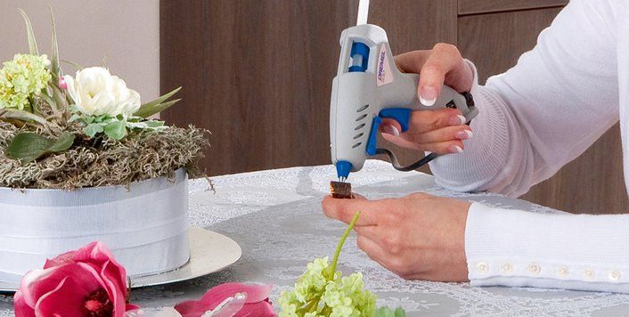 Пистолет клеевой Dremel Glue Gun 930 F0130930JC F0130930JC фото