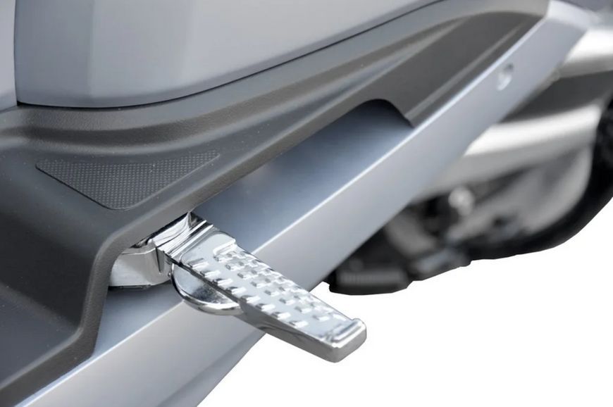 Скутер электрический HECHT CITIS SILVER HECHTCITISSILVER фото
