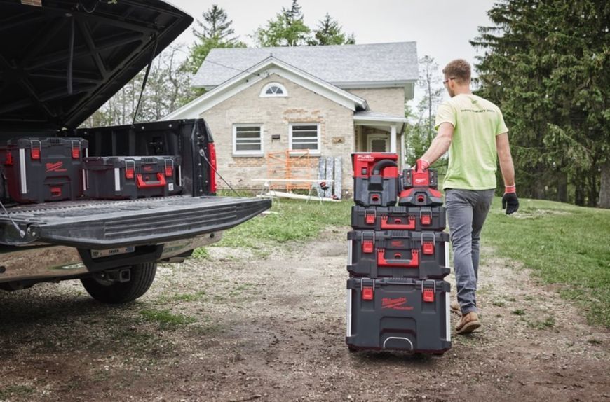 Зарядний пристрій PАCKOUT MILWAUKEE, M18 PC6 (на 6 акумуляторів) (заміна на 4932498551) 4932480162 фото