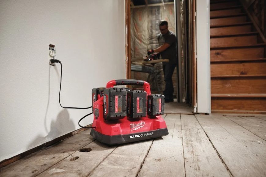 Зарядний пристрій PАCKOUT MILWAUKEE, M18 PC6 (на 6 акумуляторів) (заміна на 4932498551) 4932480162 фото