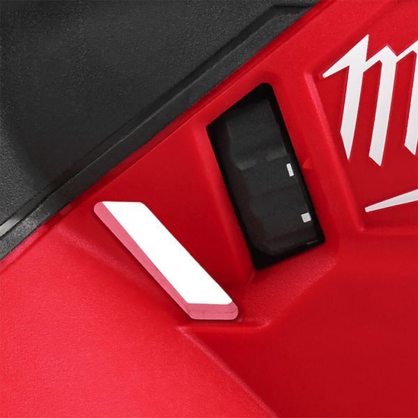 Шліфмашина ексцентрикова акумуляторна безщіткова MILWAUKEE, M12 FROS2.5-502X, діаметр 150мм (зарядний пристрій С12 С, 2 акумулят 4933493648 фото