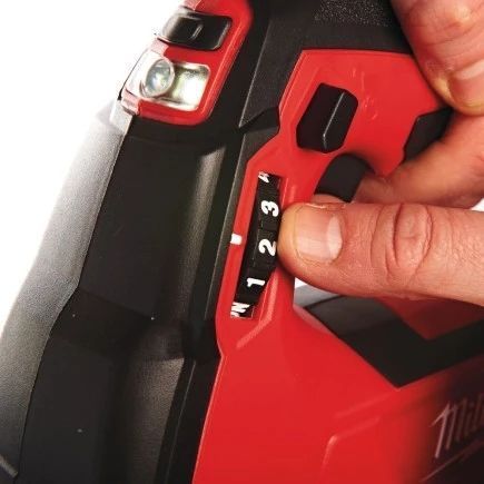 Шприц для змащення MILWAUKEE M18 GG-0 (каркас) 4933440493 фото
