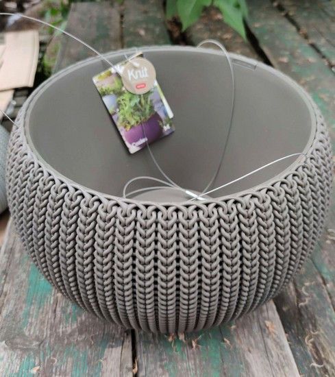Подвесной горшок с кашпо для цветов Keter 9,4 л. Cozies M, коричневый 7290106932470 фото