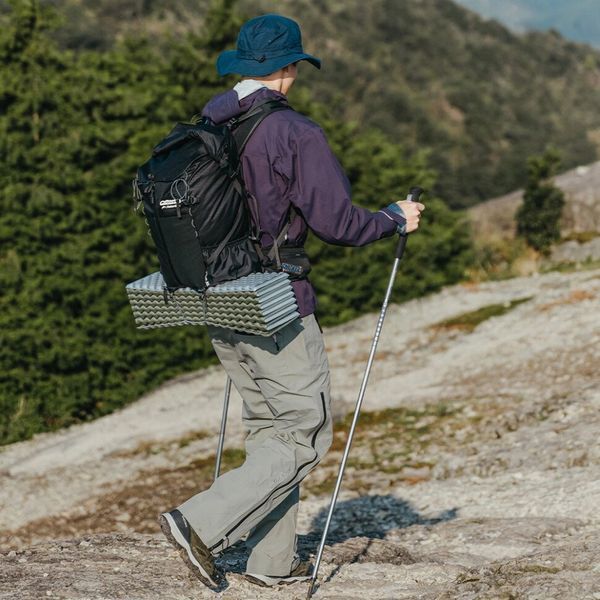 Килимок туристичний складаний двомісний IXPE Naturehike CNK2450WS044 з алюмінієвою плівкою, 200x120x1.8 см, оливковий 6927595789995 фото
