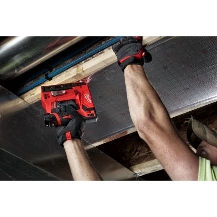 Степлер скобозабивний акумуляторний MILWAUKEE M12 BST-0 (каркас) 4933459634 фото