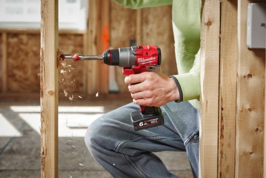 Дриль-шурупокрут акумуляторний MILWAUKEE, M12 FDD2-402X (+ заряд.пристрій, 2 акум., HD кейс) 4933479874 фото