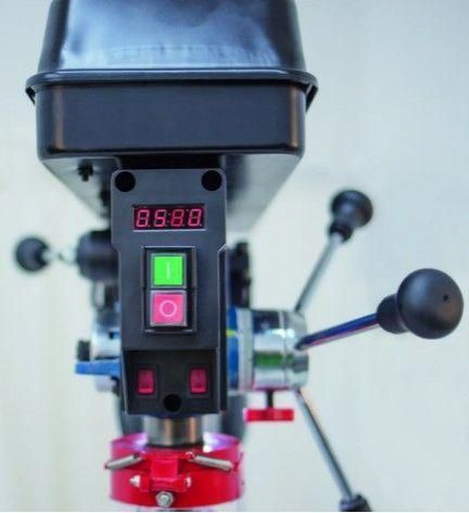 Сверлильный станок Scheppach DP18 Vario (5906807901) 5906807901 фото