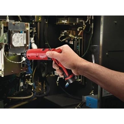 Акумуляторна викрутка MILWAUKEE M4 D-202B крут. мом. 5 Нм 4933440475 фото