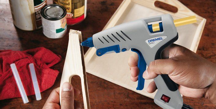 Пістолет клейовий Dremel 940 (195 С) F0130940JC F0130940JC фото